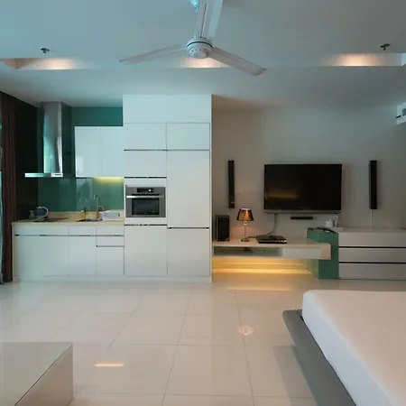 Apartment Beachfront Pool Access Pattaya