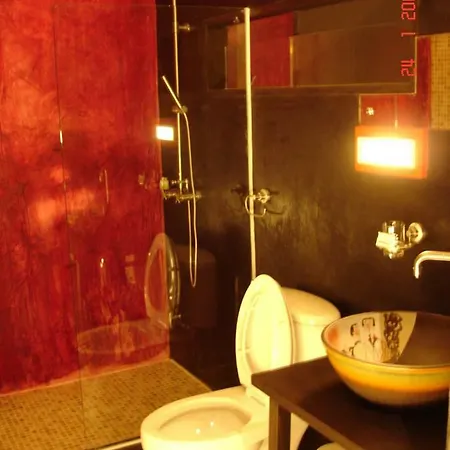 Apartment 5 Tower *