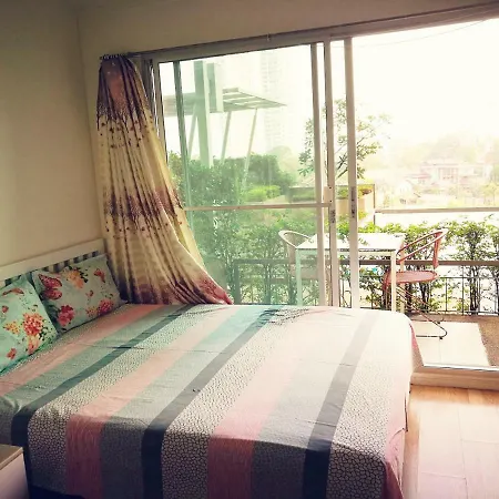 Lpn With Swimming Pool View1 *