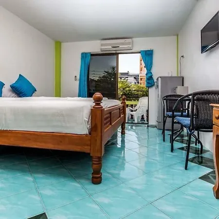Guest house Nong 3*