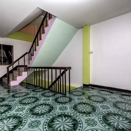 Guest house Nong 3*