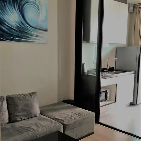 The Base Seaview Pattaya