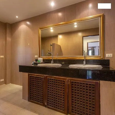 รีสอร์ท Napalai Pool 3*