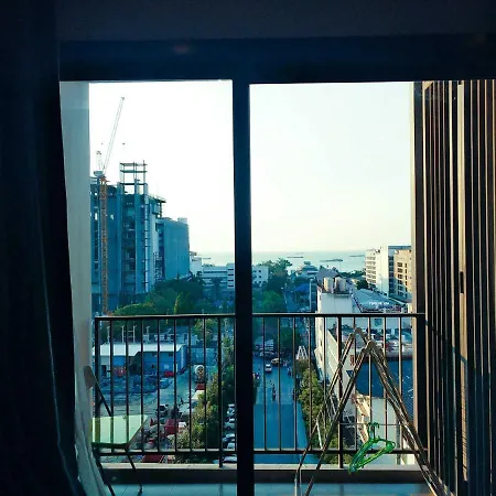 The Base 芭提雅基地公寓 อพาร์ทเม้น
