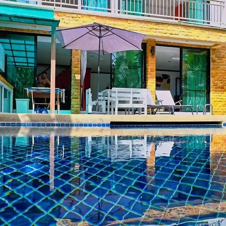 วิลล่า 4poolvillas