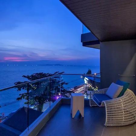 Hotel U Jomtien 4*