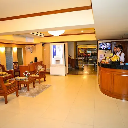 โรงแรม Rajadhani