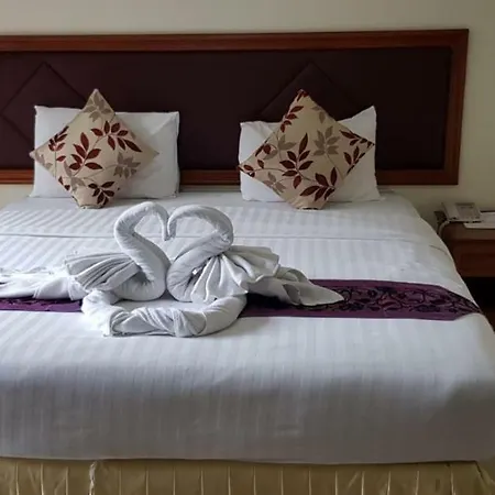 Rajadhani 3* Pattaya