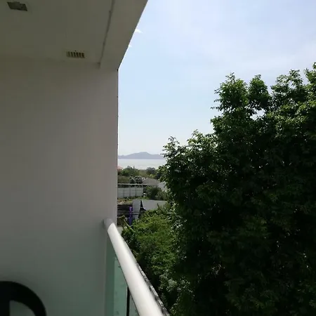 อพาร์ทเม้น Cosy View