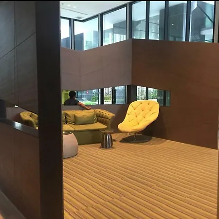 อพาร์ทเม้น The Base *