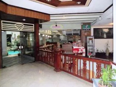 Diamond โรงแรม 3*