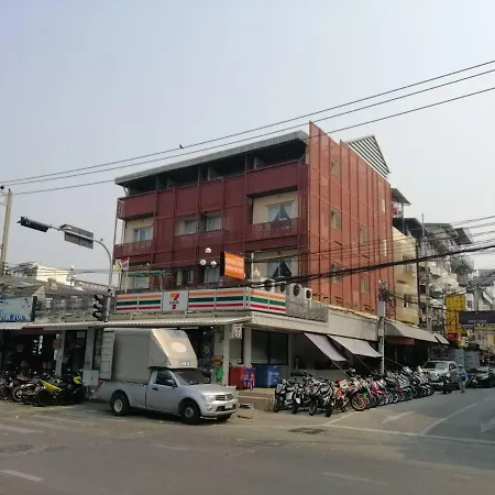 Montana Court อพาร์ทเม้น Pattaya