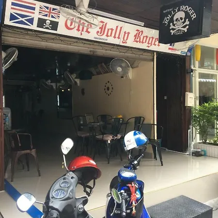 บ้านพัก เดอะ จอลลี่ โรเจอร์