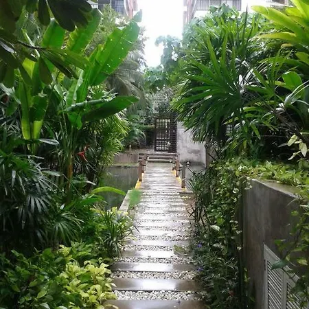 Diamond Apartment