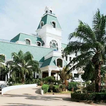Hotel The Camelot