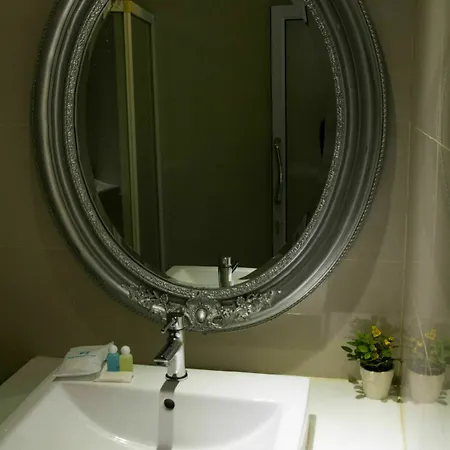 International Hotel 3*