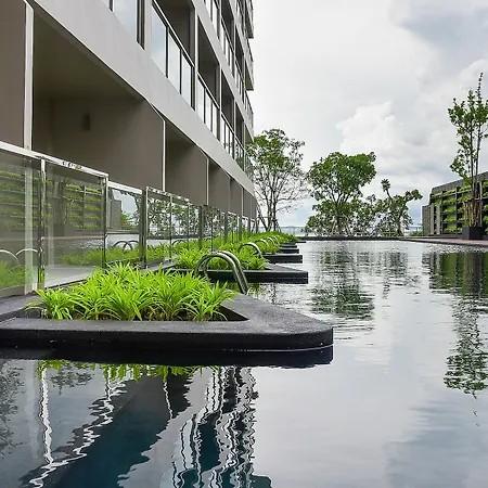 Golden Tulip Beachfront Pattaya
