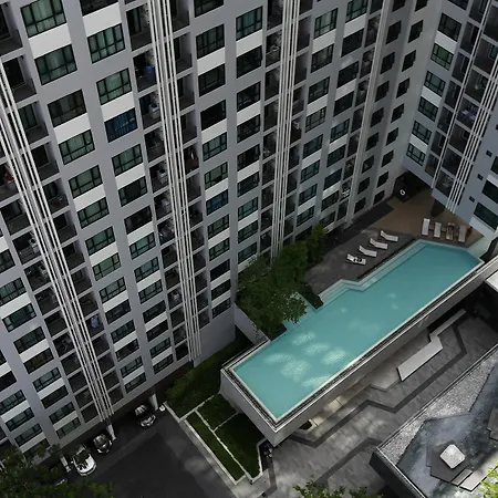The Base * Pattaya