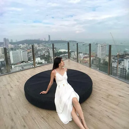 The Base * Pattaya