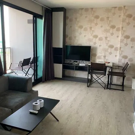 Apartment The Base Pattaya