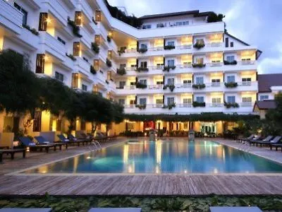 Hill Fresco โรงแรม 5*