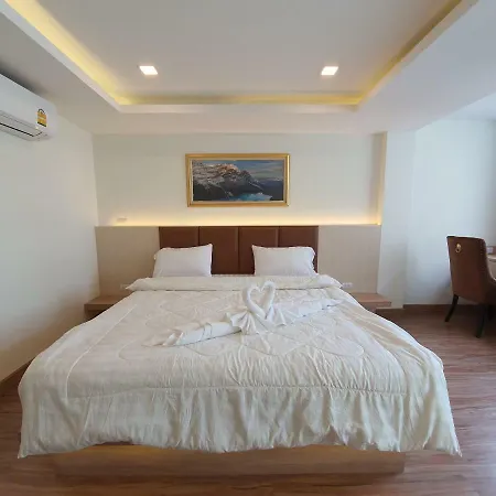 อพาร์ตโฮเทล Burapa Sai3 *