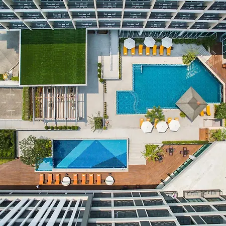 J โรงแรม Pattaya
