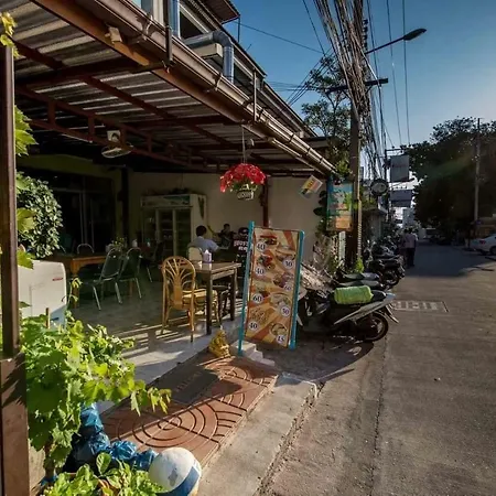 Nong Guest house 3*