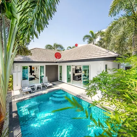 Hollywood Pool Jomtien Villa