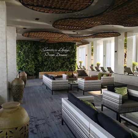 Apartment The Riviera Wongamat Hong *