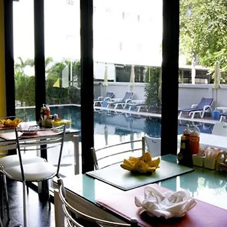 Hotel Oyo 75367 Ud Pattaya Pattaya