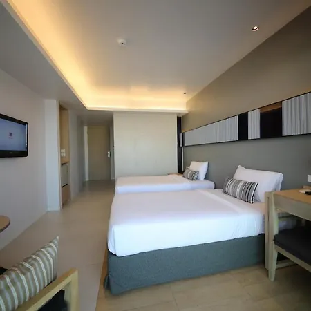 The Sun Xclusive 3*