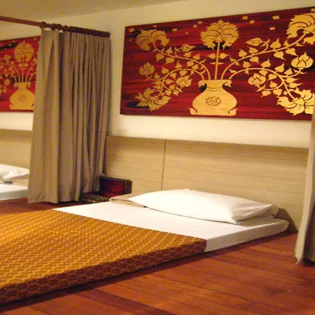 Hotel Baboona Beachfront Living 3*