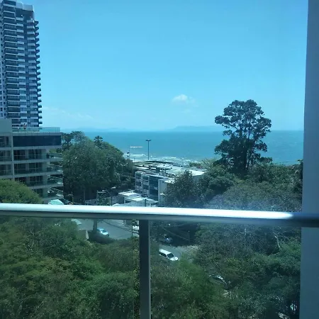 อพาร์ทเม้น Sands Pratamnak Pattaya