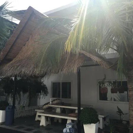 Jj บ้านพัก *
