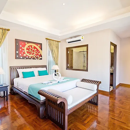 Tropicana Pool Hotel Pattaya