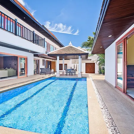 Hotel Tropicana Pool
