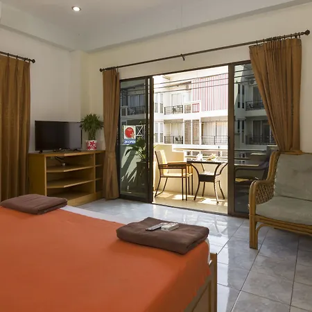 Traveller's Rest Sports Bar 4* Pattaya