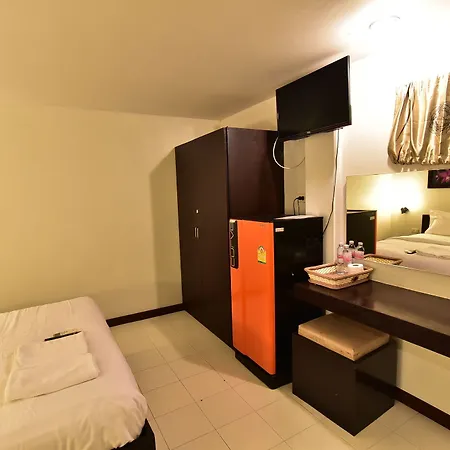 โรงแรม ซีเค เรสซิเดนซ์ พัทยา 2*