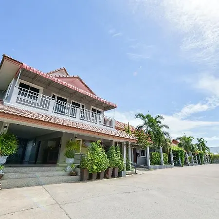 Hotel Oyo 245 Sweet Sense Jomtien Resort