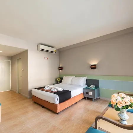 Gulf Siam & 4*