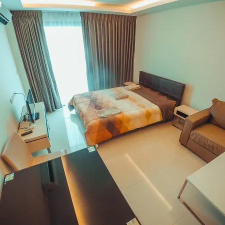 Club Royal Apartment *
