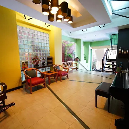 Siri Apartment *