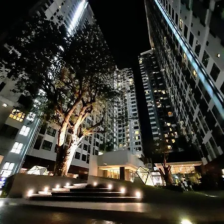 Apartment The Base By Nana Pattaya