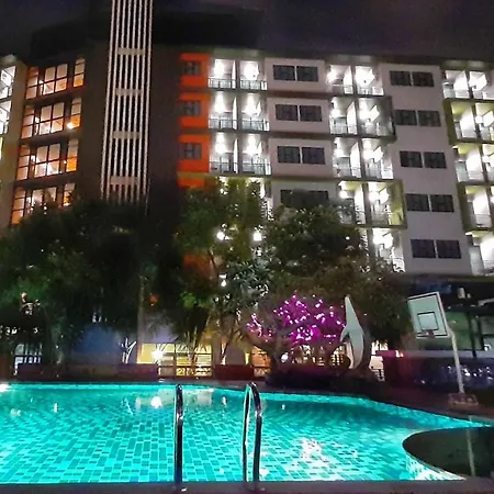 รีสอร์ท Lakkhana Poolside