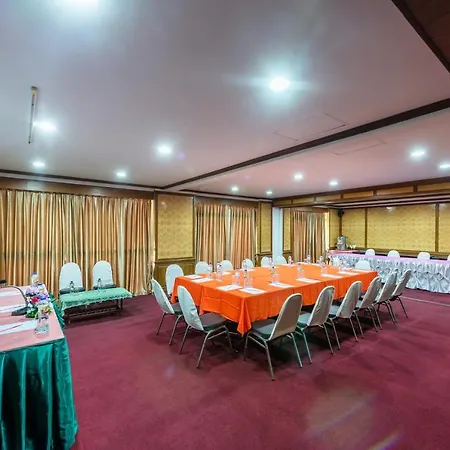 Gulf Siam & 4*