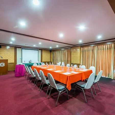 โรงแรม Gulf Siam &
