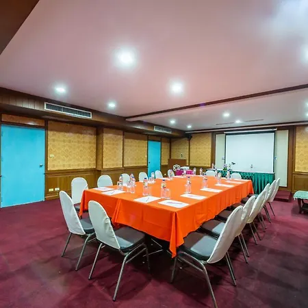 Gulf Siam & โรงแรม 4*
