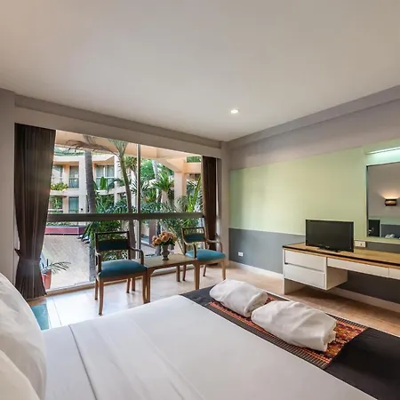 Gulf Siam & โรงแรม 4*