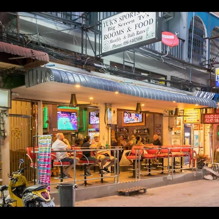 Guest house Tuk's Sports Bar 4*
